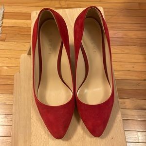 **Last chance** M. Gemi Suede Block Heel pump